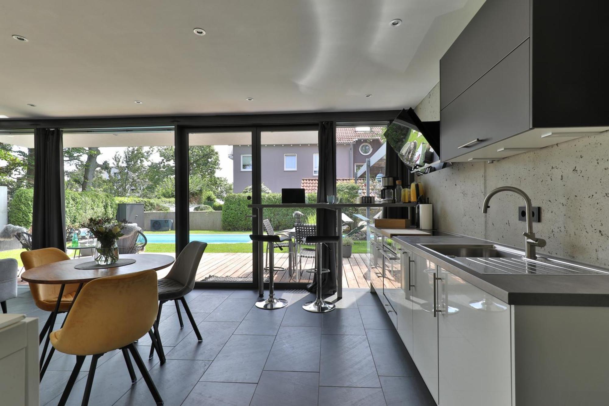 Modernes Studio-Apartment Gersthofen Zewnętrze zdjęcie