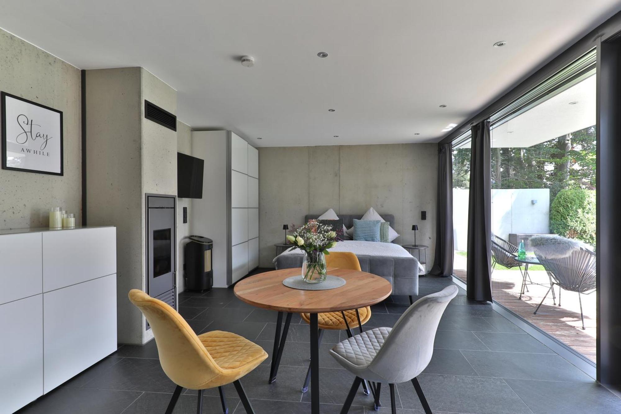 Modernes Studio-Apartment Gersthofen Zewnętrze zdjęcie